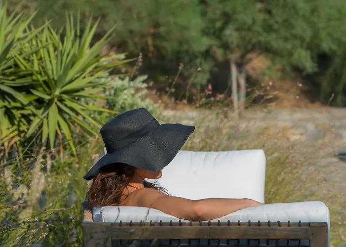 Вилла Luxury Paros Master Sea View Private Pool